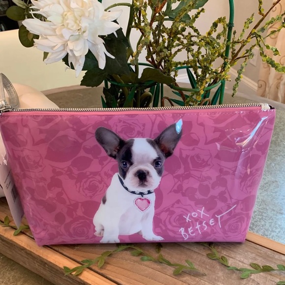 Betsey Johnson Handbags - BETSEY JOHNSON PINK “FRENCHIE” WRISTLET/ COSMETIC